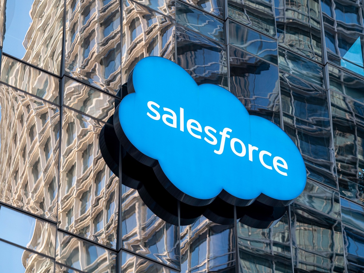 lay off employees at Salesforce