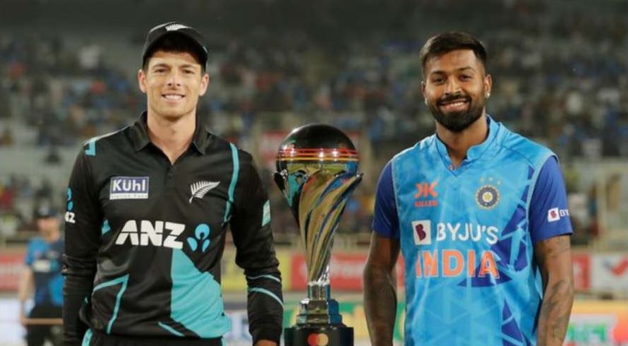 Hardik Pandya and Mitchell Santner