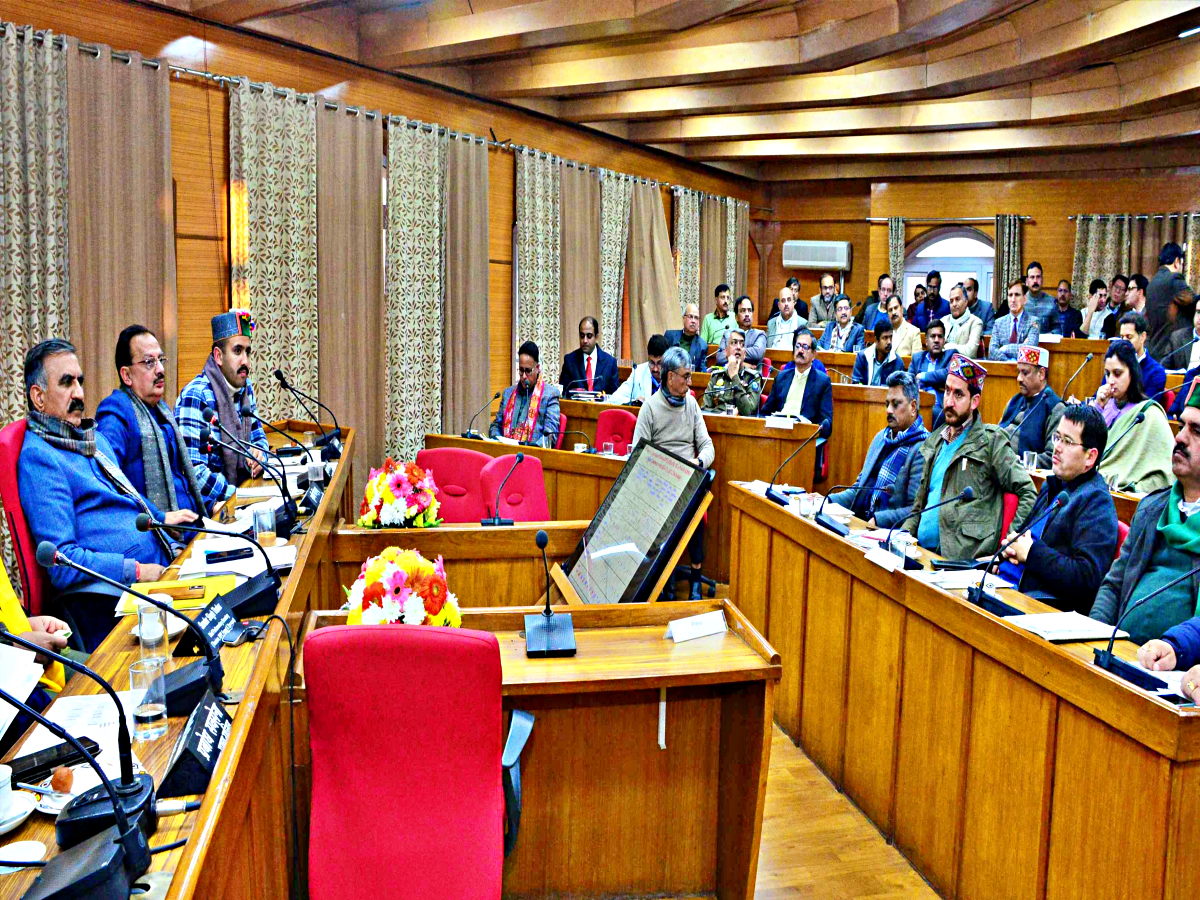 CM Sukhvinder Singh Sukhu meeting with MLAs in Shimla.