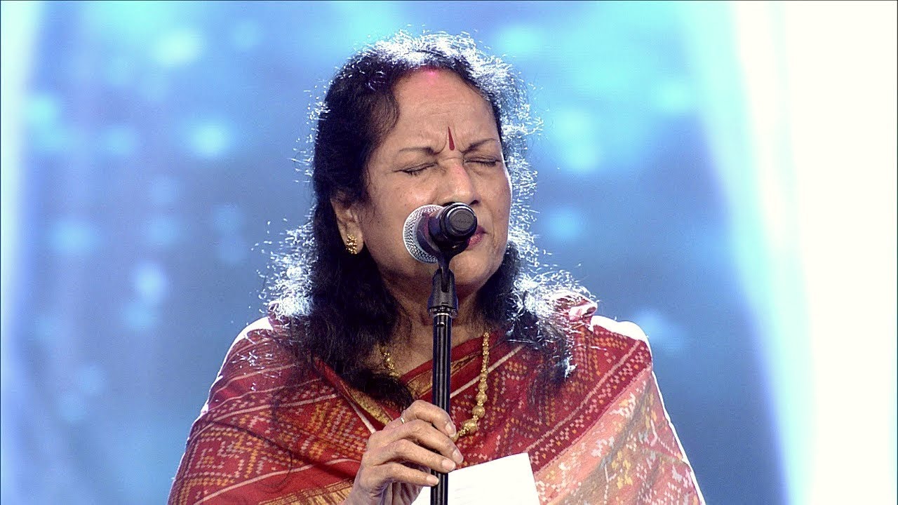 Legend Singer Vani Jairam s contributions  Legend Singer Vani Jairam  Vani Jairam  വാണിയമ്മ  ആ മധുര സംഗീതം നിലച്ചു  Vani Jairam s contribution  Vani Jairam career  Vani Jairam early life  Vani Jairam s music trainers  Vani Jairam personal life  Vani Jairam s contribution to Telugu Film  Awards and achievements of Vani Jairam