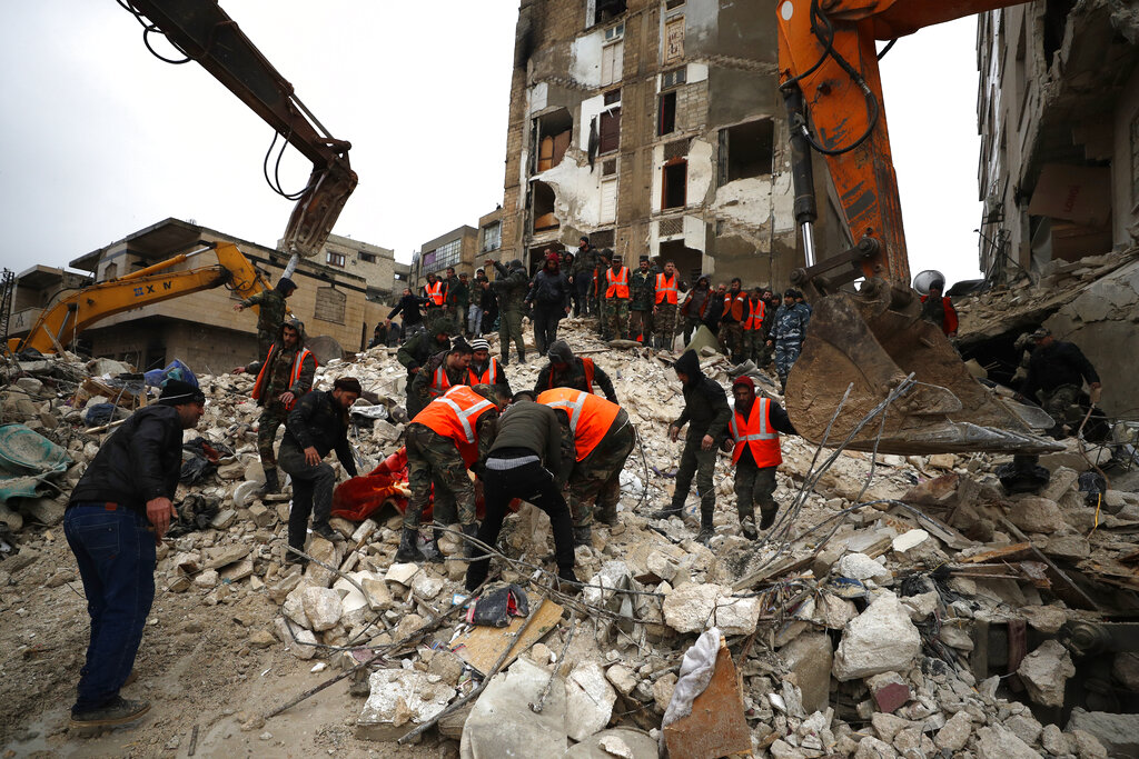 Quake deaths pass 5,000 as Turkey, Syria look for survivors