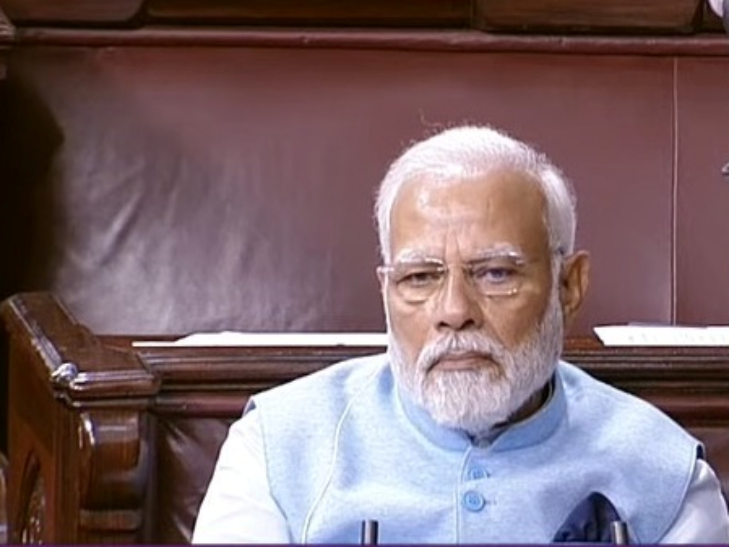 PM Modi-wears-jacket-made-of-recycled-plastic-bottles