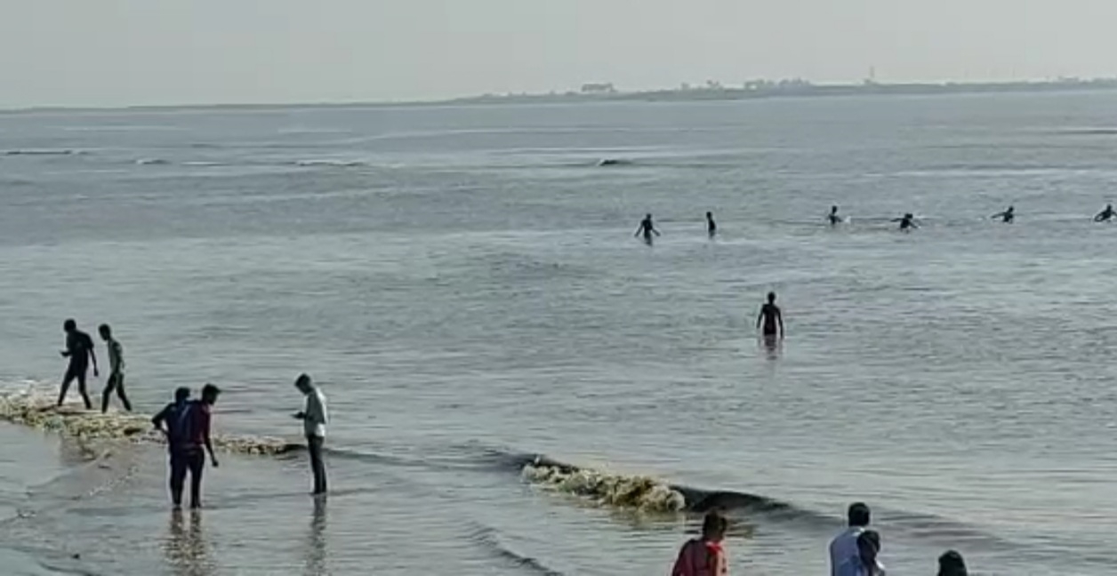 હવે સુરત ડુમસ વર્લ્ડ કલાસ બીચ બનશે