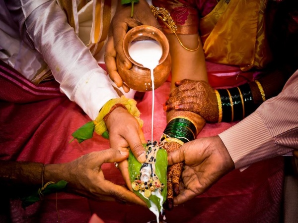 The groom promises to protect his bride under all circumstances. In return, the bride promises to stand by her husband through his agonies and ecstasies. (ANI)