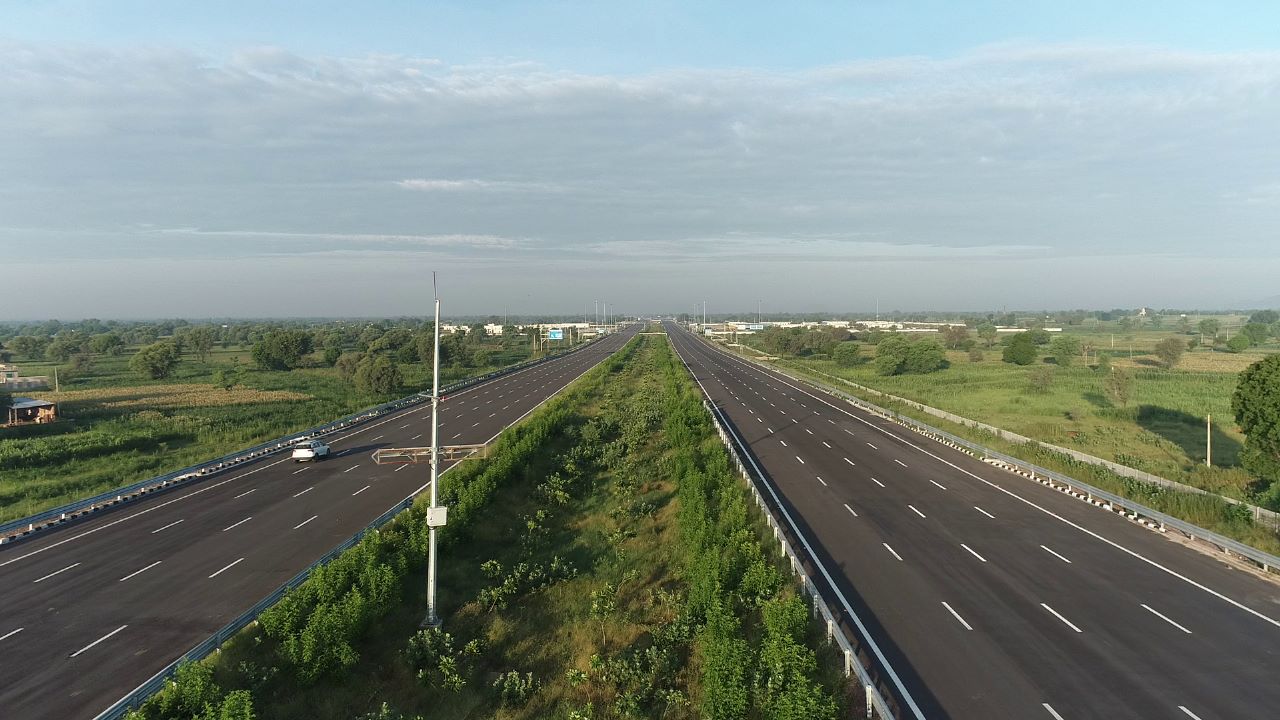 Delhi-Mumbai Expressway