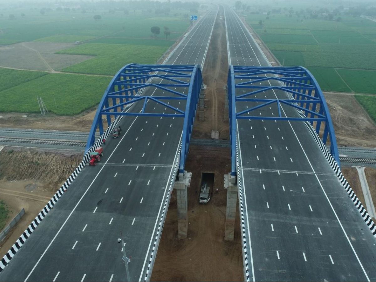 Delhi - Mumbai Expressway