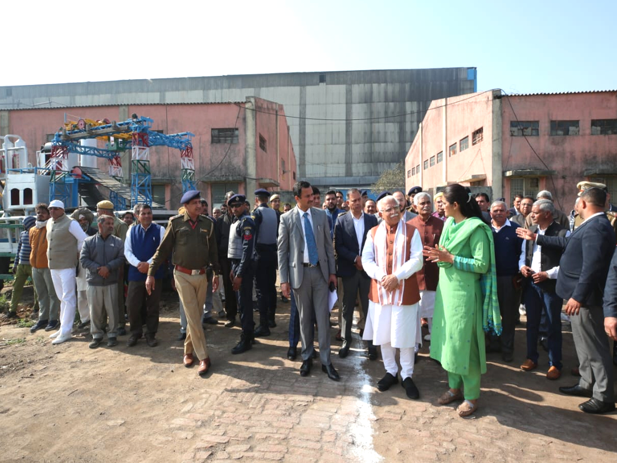 Rohtak latest news Chief Minister Manohar Lal in Rohtak CM reached Rohtak sugar mill