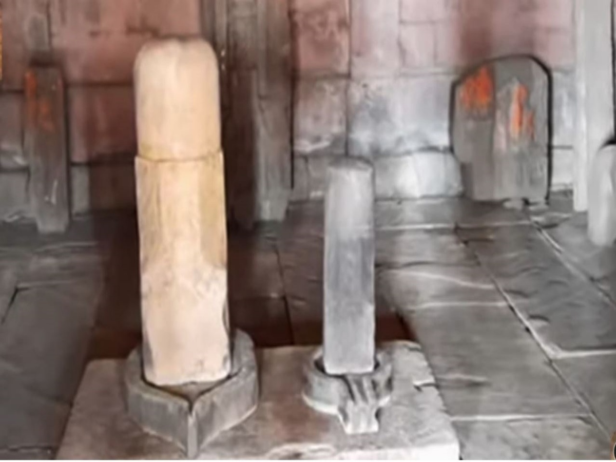 Shiv temple unlocks once a year in madhya pradesh