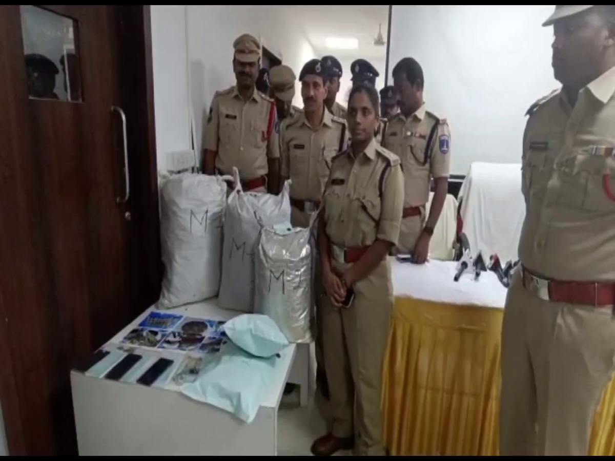 Police seized 23 kg of ganja in Hyderabad