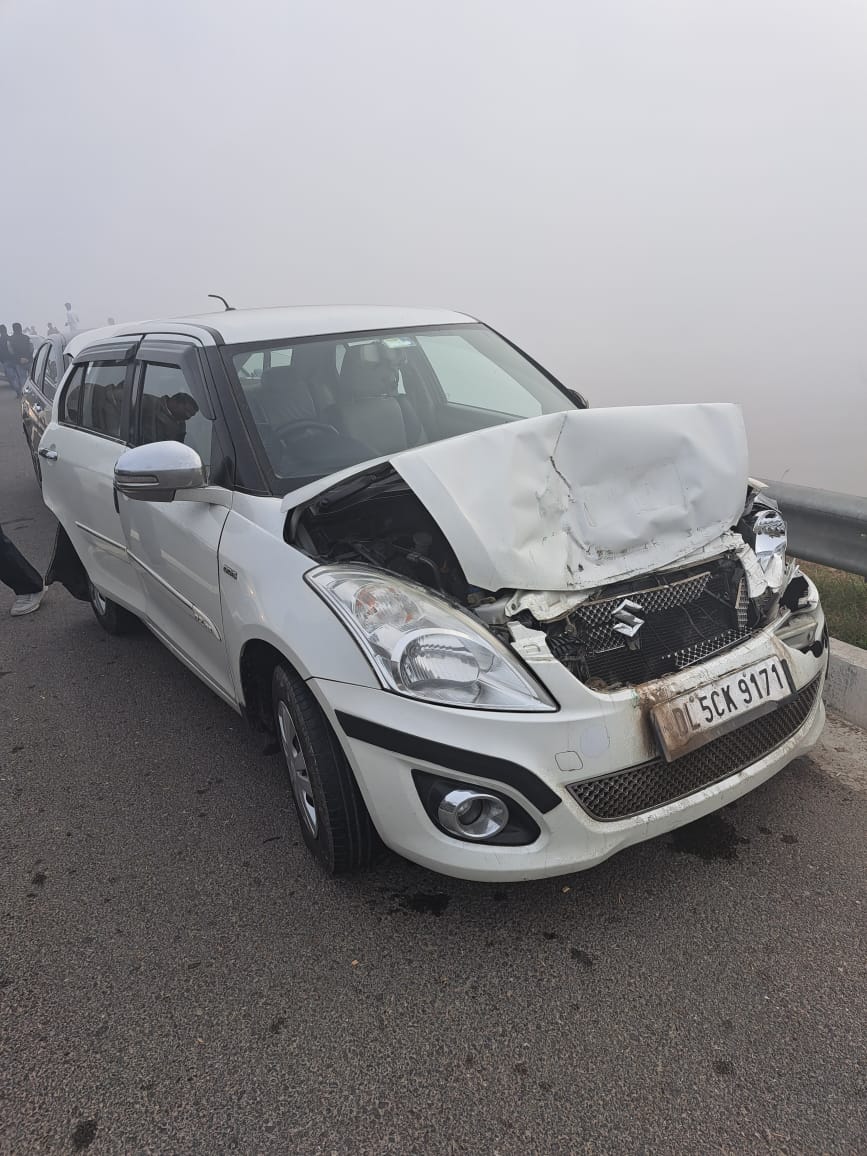 fog Delhi Meerut Expressway  Meerut Expressway accident  Many injured  cars collided  fog accident in up  Gaziabad  vehicles crash meerut  ഡൽഹി മീററ്റ് എക്‌സ്‌പ്രസ്‌ വേയിൽ  ഗാസിയാബാദ്  expressway accident