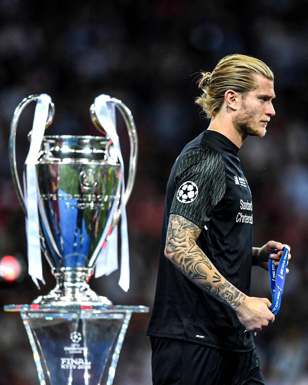 EFL Final  Manchester united vs Newcastle United  Newcastle United goal keeper Loris Karius  goal keeper Loris Karius  Loris Karius  ന്യൂ കാസിൽ യുണൈറ്റഡ്  മാഞ്ചസ്റ്റർ യുണൈറ്റഡ്  liverpool vs real madrid  Loris Karius mistake in ucl final  sports news  carabao cup  ലോറിസ് കരിയസ്