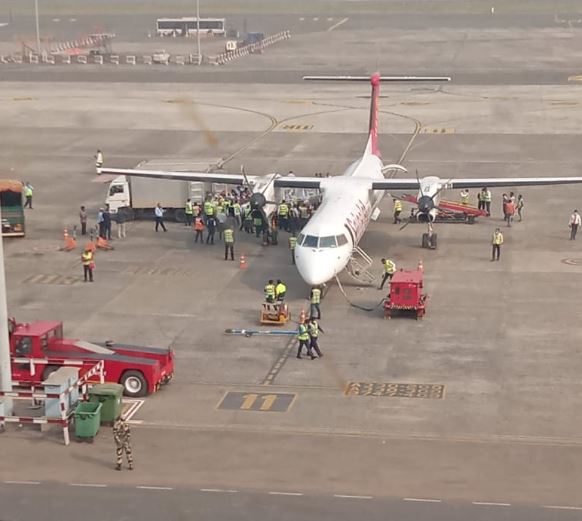 Emergency Landing of a SpiceJet Flight at Dumdum Airport due to technical error