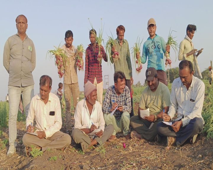 ખેડૂતોએ કર્યા સૂત્રોચ્ચાર