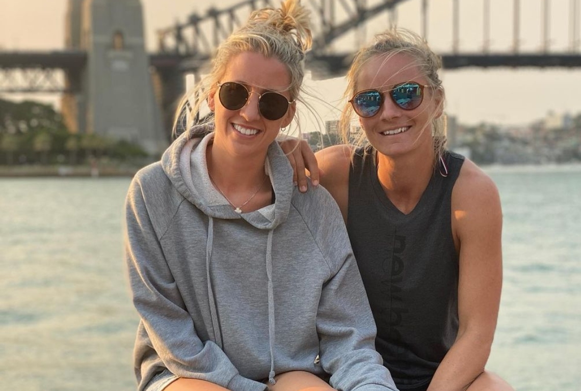 Danielle Wyatt gets engaged to Georgie Hodge  Danielle Wyatt  Georgie Hodge  Danielle Wyatt engagement  ഡാനി വ്യാറ്റ്  ഡാനി വ്യാറ്റ് വിവാഹ നിശ്ചയം  ജോർജി ഹോഡ്‌ജ്