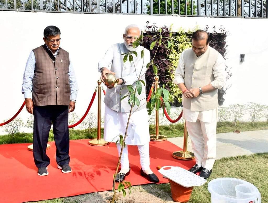 Prime Minister Narendra Modi plants trees at Koinadhara