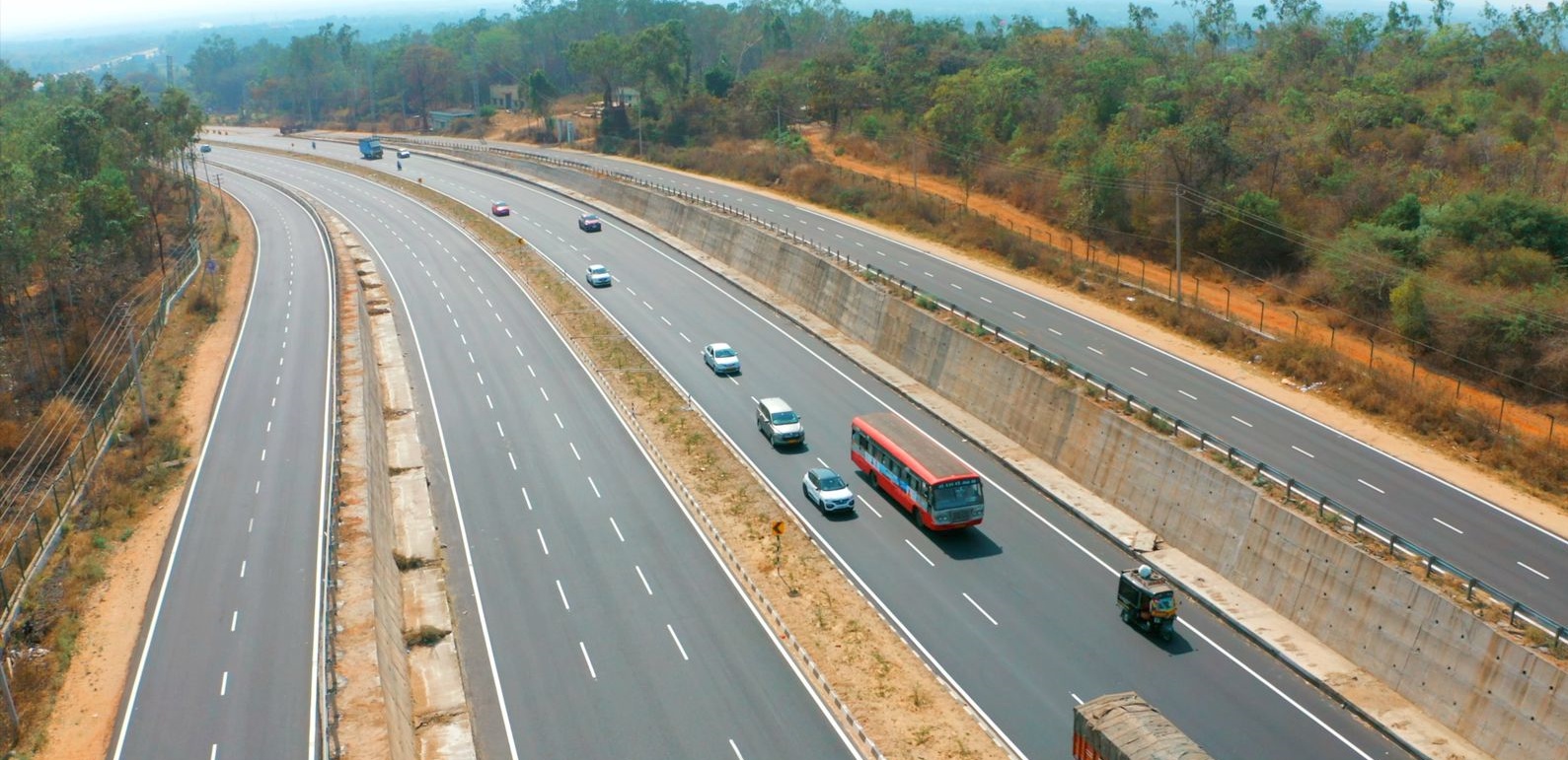 ಎಕ್ಸ್​ಪ್ರೆಸ್ ವೇ ಪಕ್ಷಿನೋಟ