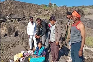 Daughter Performed Mother Last Rites