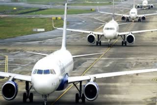 Flight Suffers Tyre Burst  വിമാനത്തിന്‍റെ ടയർ പൊട്ടിത്തെറിച്ചു  Malaysia Kuala Lumpur flight  മലേഷ്യൻ അന്താരാഷ്ട്ര വിമാനം