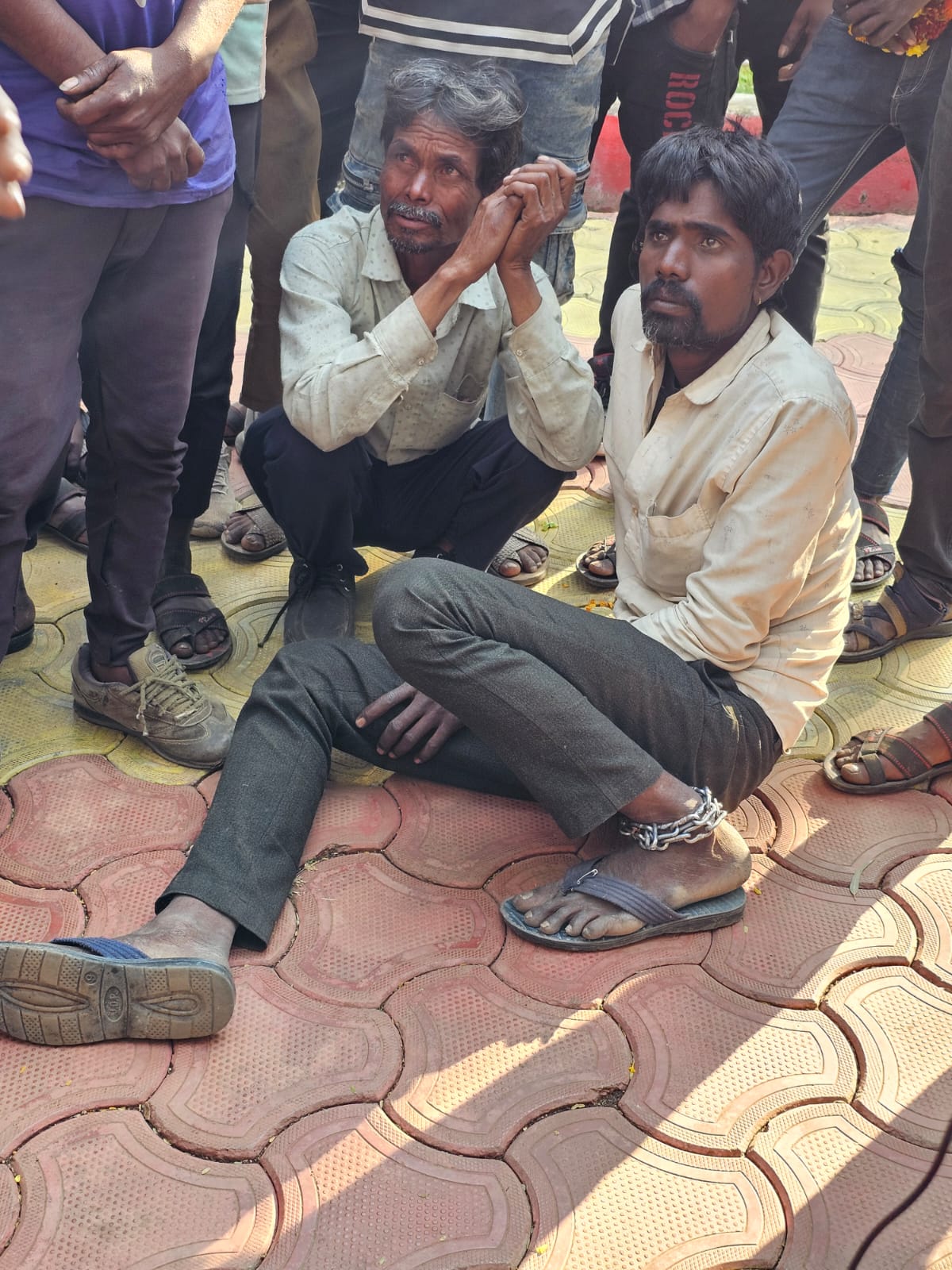 Shivpuri Police rescue labourers