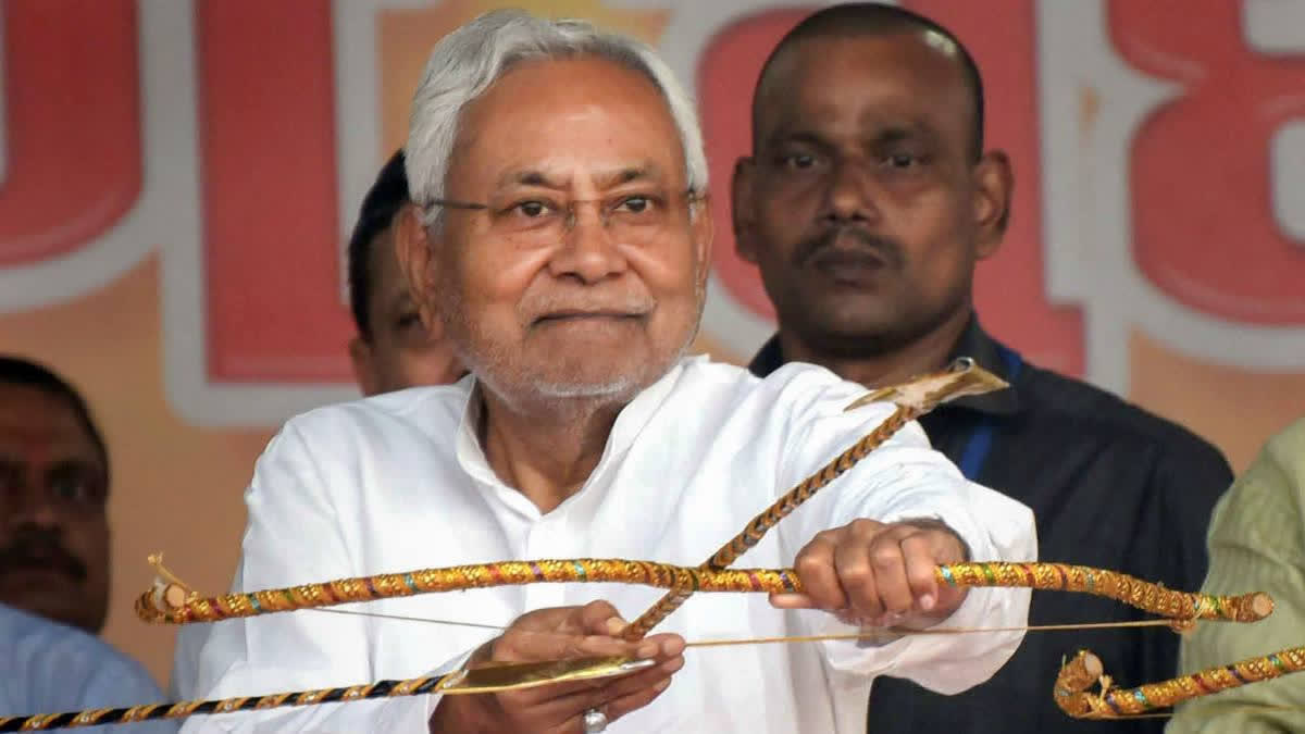 Bihar Chief Minister Nitish Kumar has courted controversy during his conversation with a Jeevika Didi group in Begusarai