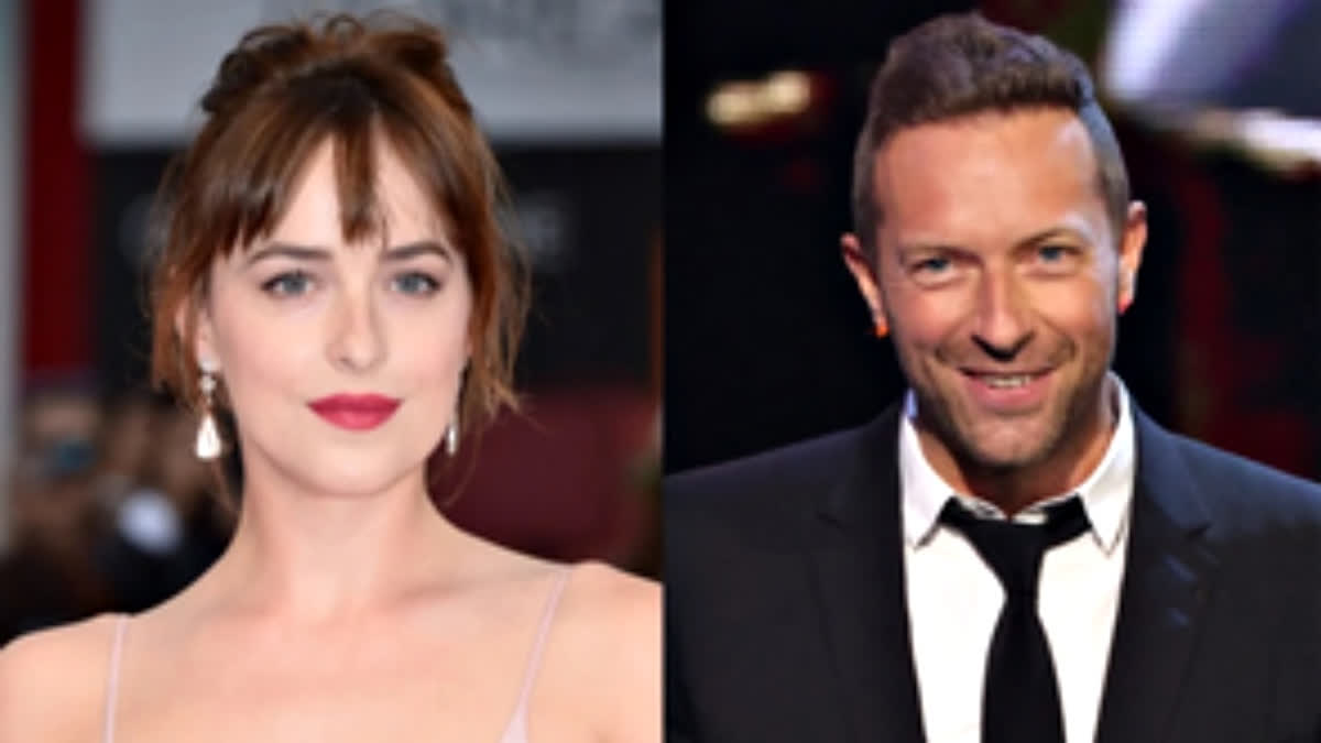 Chris Martin, Dakota Johnson Offer Prayers At Mumbai's Babulnath Temple Ahead Of Coldplay's Concert