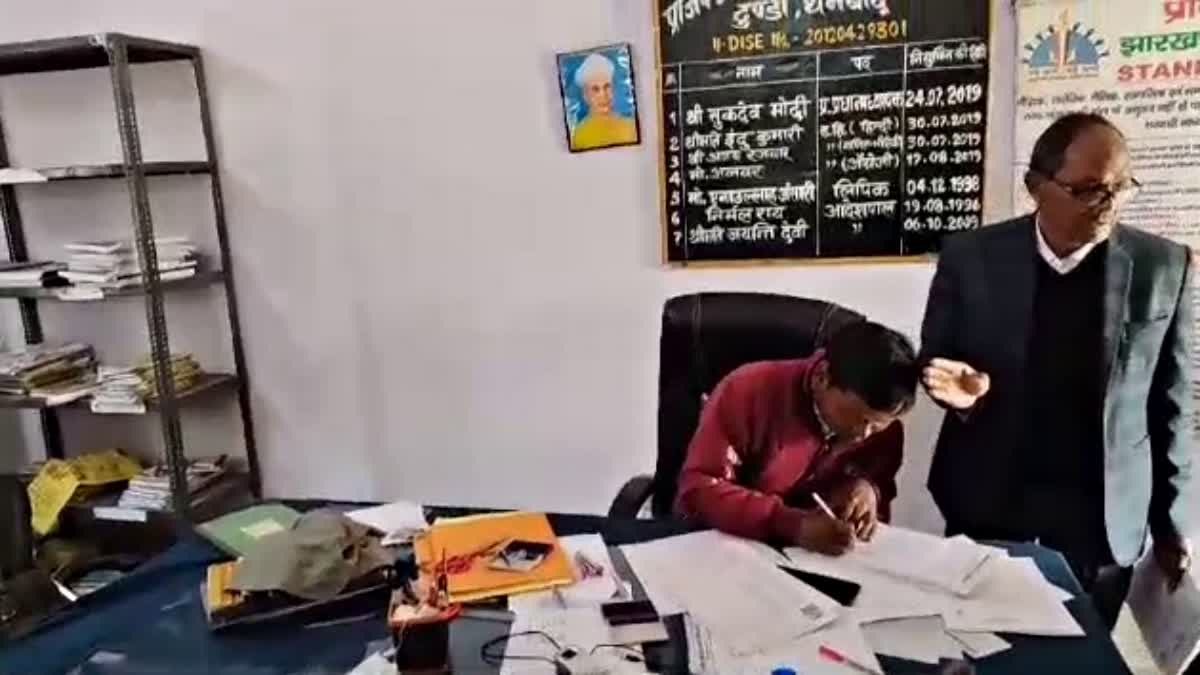 Two fake students caught during Navodaya school entrance exam in Dhanbad