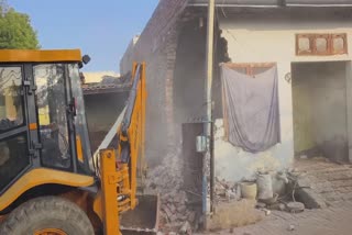 Qutubpur village Many illegal houses demolished