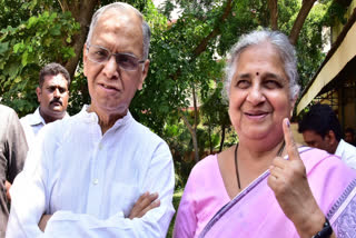 Narayana Murthy and his wife Sudha Murthy