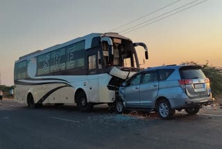 terrible road accident  women died  ಭೀಕರ ರಸ್ತೆ ಅಪಘಾತ  ಮಹಿಳೆಯರಿಬ್ಬರು ಸಾವು