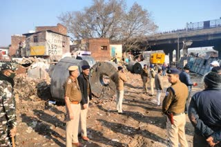 train wagon derailed in Delhi