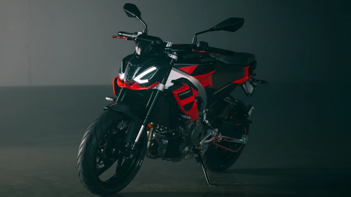 aprilia tuono 457