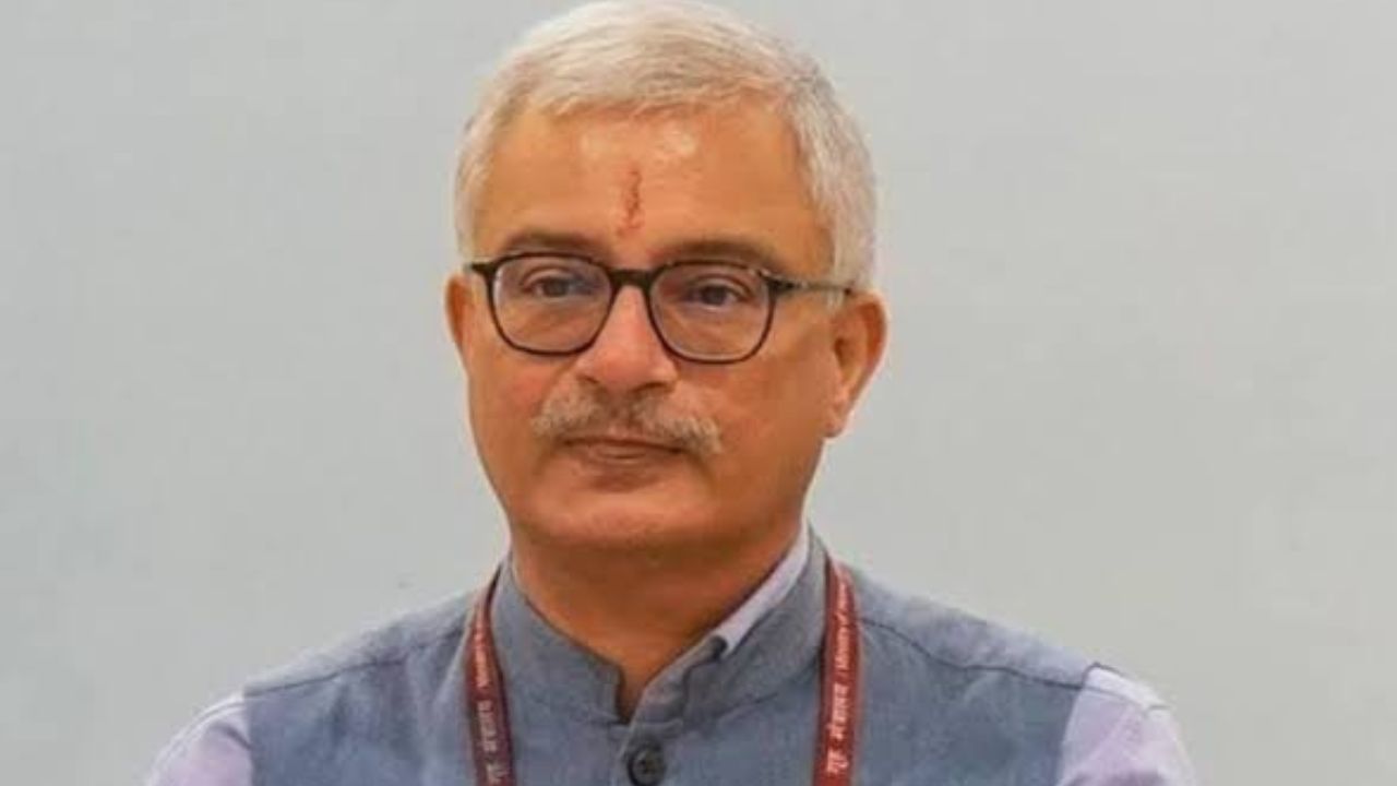 Vivek Joshi became election commissioner