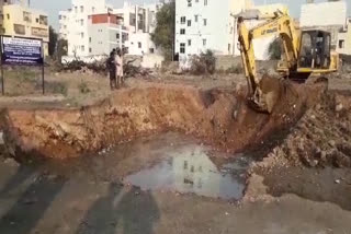 Hydra Excavations At Bathukamma Kunta In Amberpet