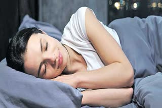 Women need more sleep than men  women sleep hours  why Women need more sleep than men  Sleeping time in women