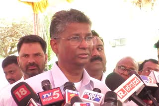 we-are-aiming-to-win-15-to-20-lok-sabha-seats-in-state-says-minister-satish-jarkiholi
