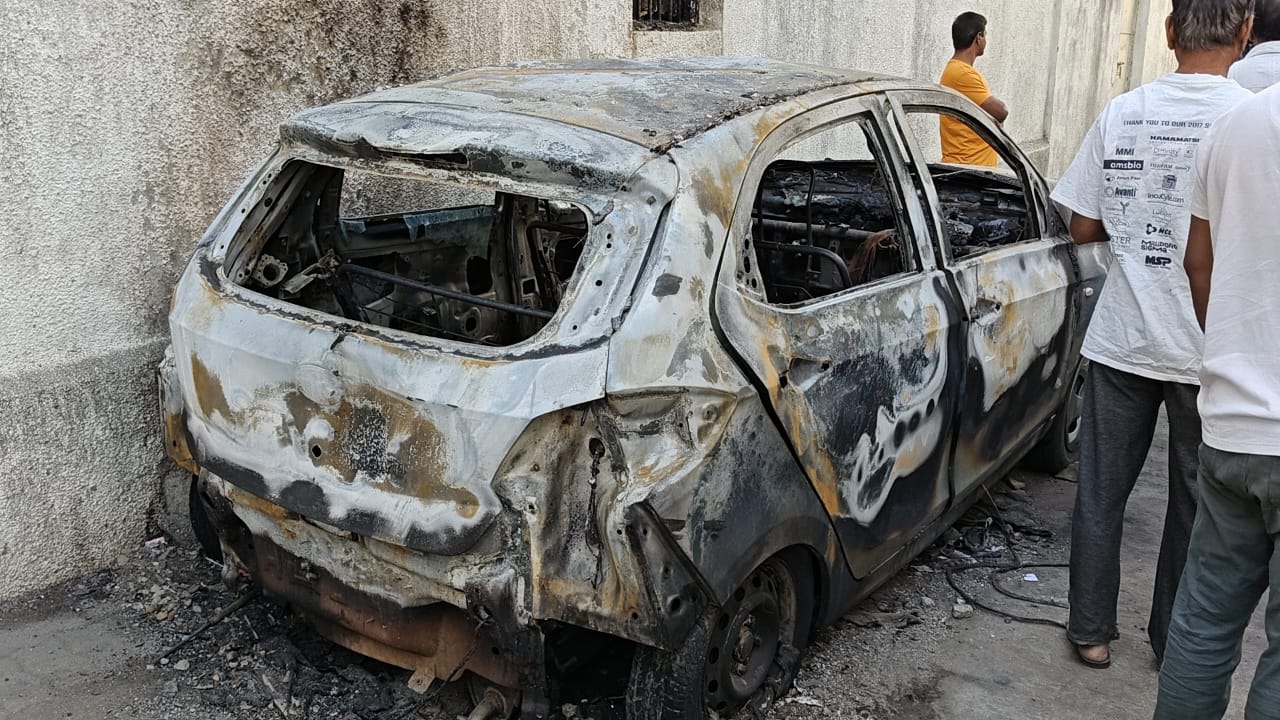 Nagpur violence : 20 vehicles torched burnt four DCPs injured