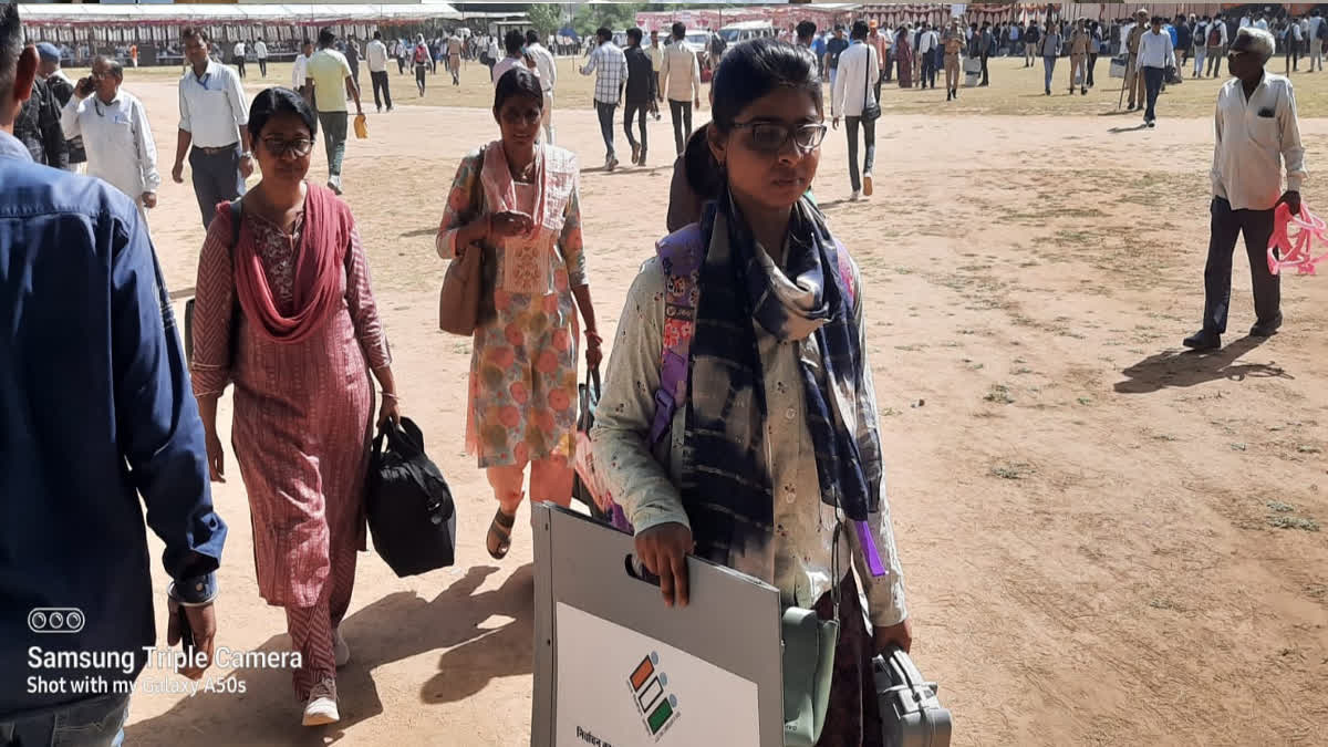 Polling teams leave for booths to conduct voting in karoli