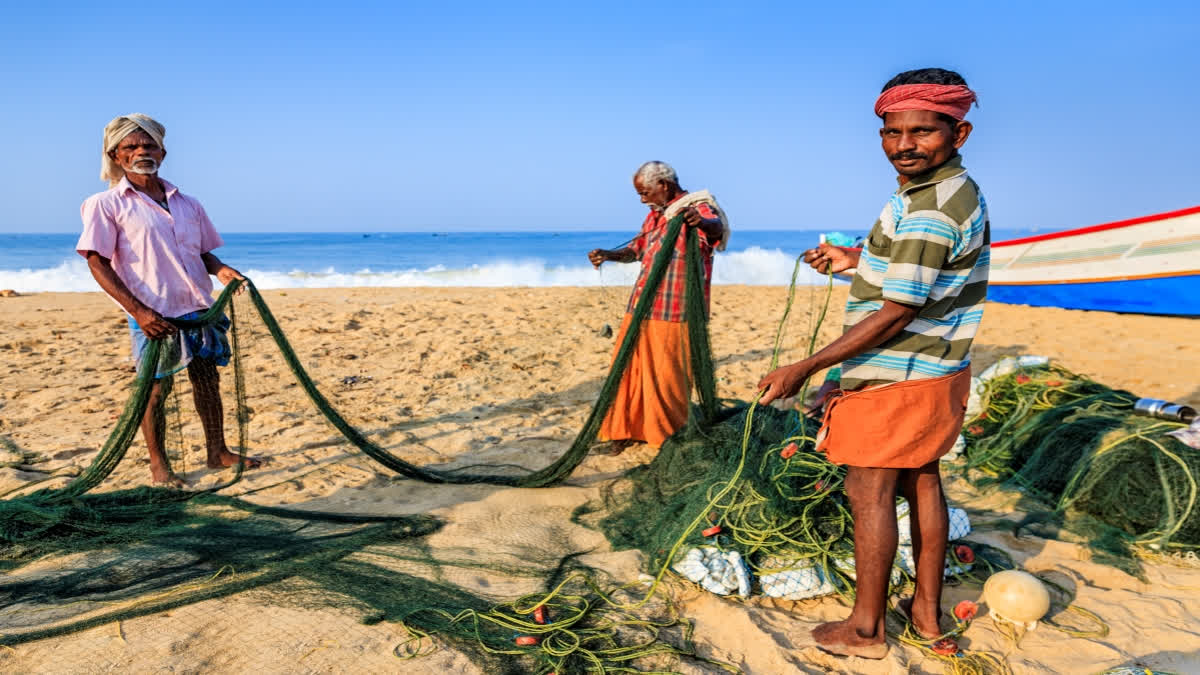 Hardly a few takers of Congress, BJP poll manifesto from fishing communities