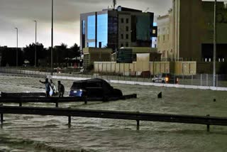 heavy-rain-in-dubai