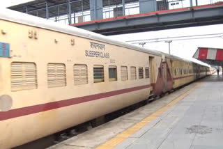 LALKUAN HOWRAH TRAIN