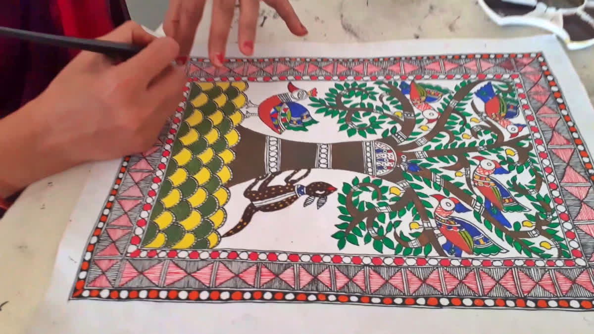 Students Immerse In Madhubani's Vibrant Colours As Bihar’s Folk Art Blossoms Into Rs 100-Crore Industry Students Immerse In Madhubani's Vibrant Colours As Bihar’s Folk Art Blossoms Into Rs 100-Crore Industry