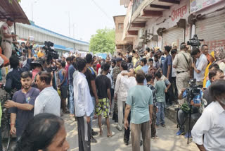 A 17-year-old youth was brutally stabbed to death at Seelampur in North East Delhi.