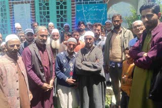 ترال میں صوفی شاعر رجب حامد کی برسی منائی گئی