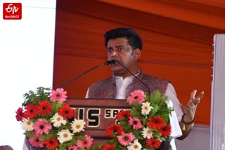 गोरखपुर सांसद रवि किशन.