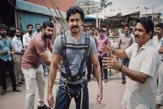 THUDARUM MOVIE  THUDARUM SHANMUKHAM CHARACTER  MOHANLAL VINTAGE PHOTO  MOHANLAL MOVIE