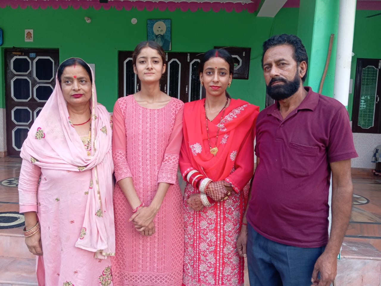 सायना ने 12वीं में मेरिट टॉप-10 में बनाई जगह
