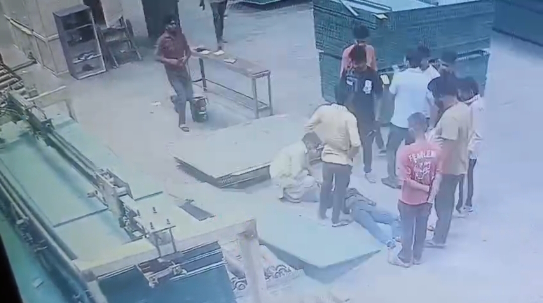 Plywood Factory Worker Died