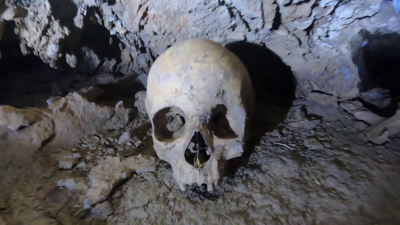 Mysterious cave Selipakh