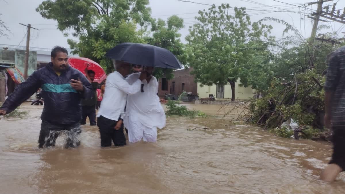 Cyclone Biparjoy damage in Rajasthan  Cyclone Biparjoy  Biparjoy  Cyclone Biparjoy in Rajasthan  Rajasthan Cyclone Biparjoy  Biparjoy  ബിപർജോയ്  ബിപർജോയ് ചുഴലിക്കാറ്റ്  rajasthan  ബിപർജോയ് ചുഴലിക്കാറ്റ്  ബിപർജോയ് ചുഴലിക്കാറ്റ് കനത്ത മഴ  കനത്ത മഴ രാജസ്ഥാൻ  ബിപർജോയ് രാജസ്ഥാൻ  ബിപർജോയ് നാശനഷ്‌ടം  ബിപർജോയ് രാജസ്ഥാനിൽ