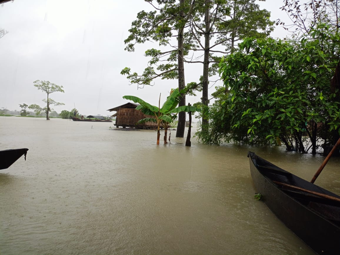 NORTHEAST ASSAM FLOOD SITUATION MONSOON BRAHMAPUTRA VALLY HEAVY RAIN FORECAST RIVER WATER LEVEL RISE